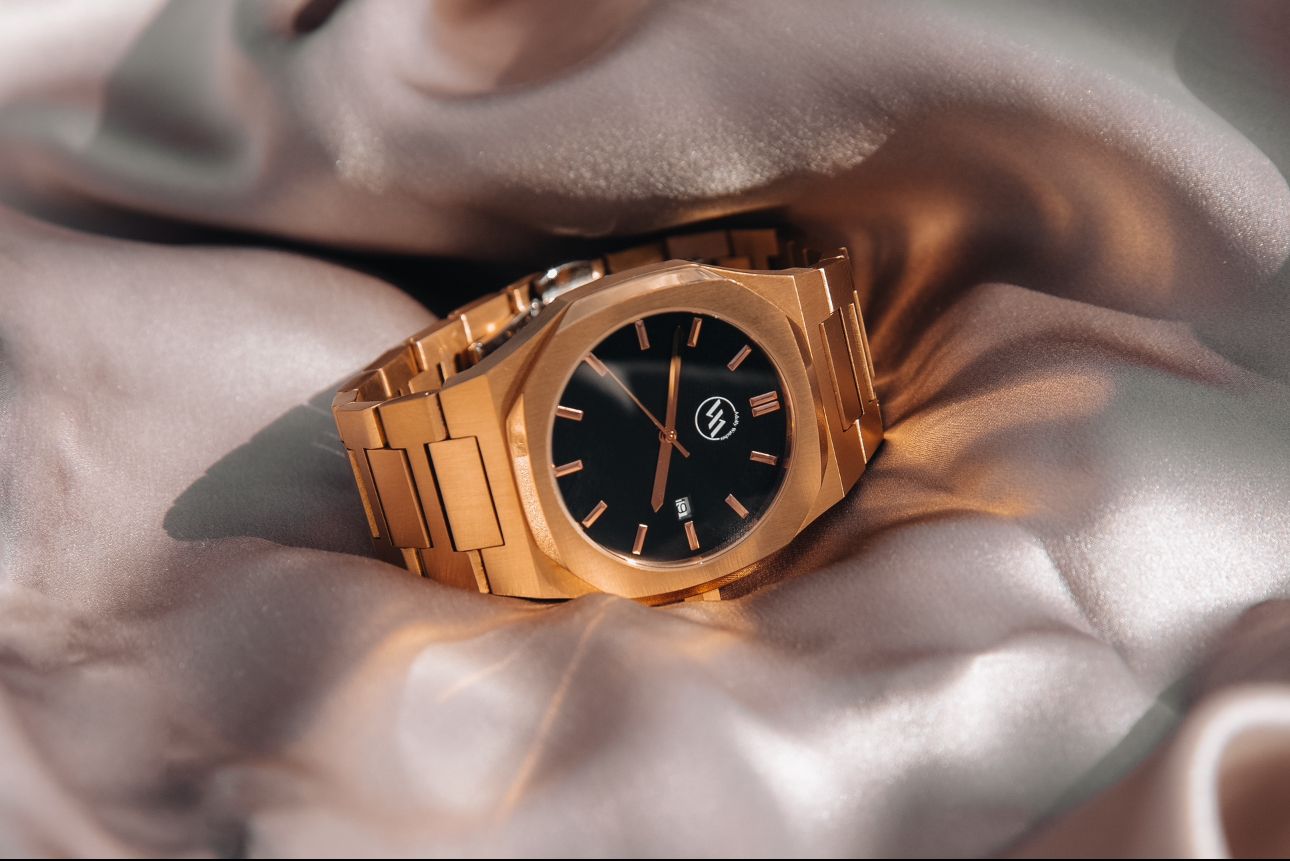 APOLLO - Rose Gold Stainless Steel- 41mm